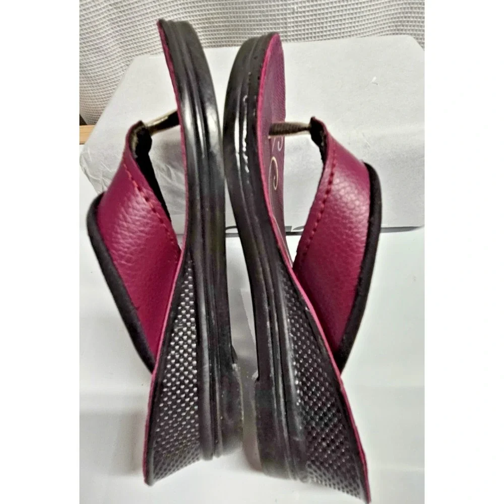 lndus faux‎ leather upper red girl slip on wedges flip flops Sz 9